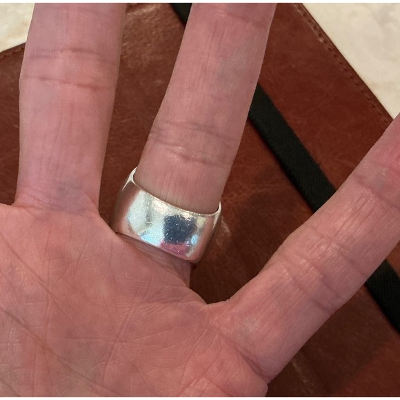 Michael Dawkins Sterling Silver Dome Ring Floral Design Size 7‎ - Picture 10 of 10